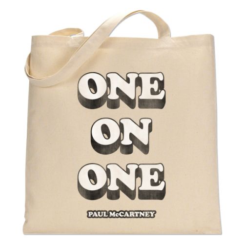 Tote Bag Natural One On One World Tour 2017 by Paul McCartney